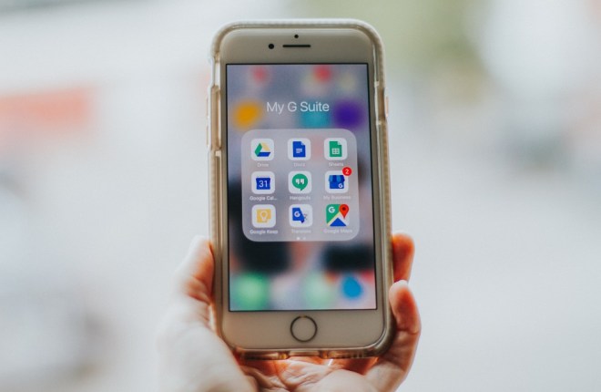 如何将文件添加到多个 Google Drive 文件夹