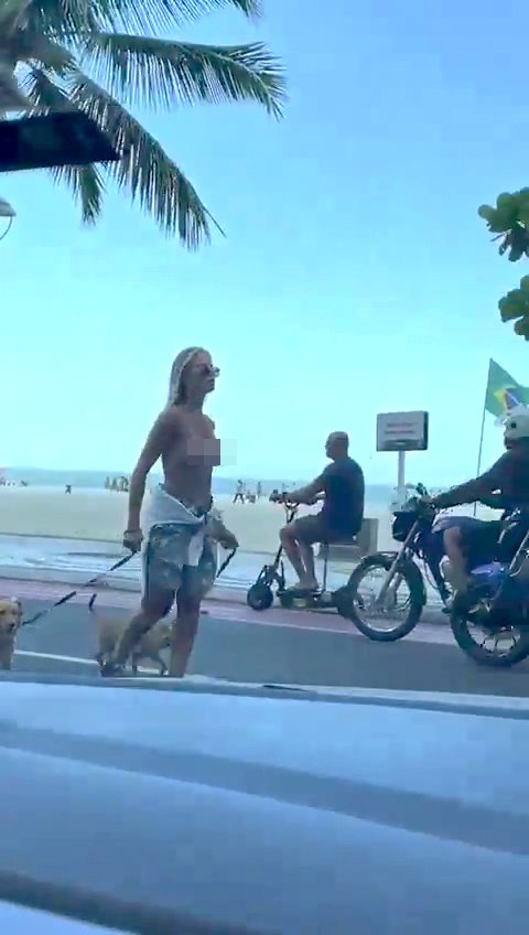 Caroline Werner遛狗被捕